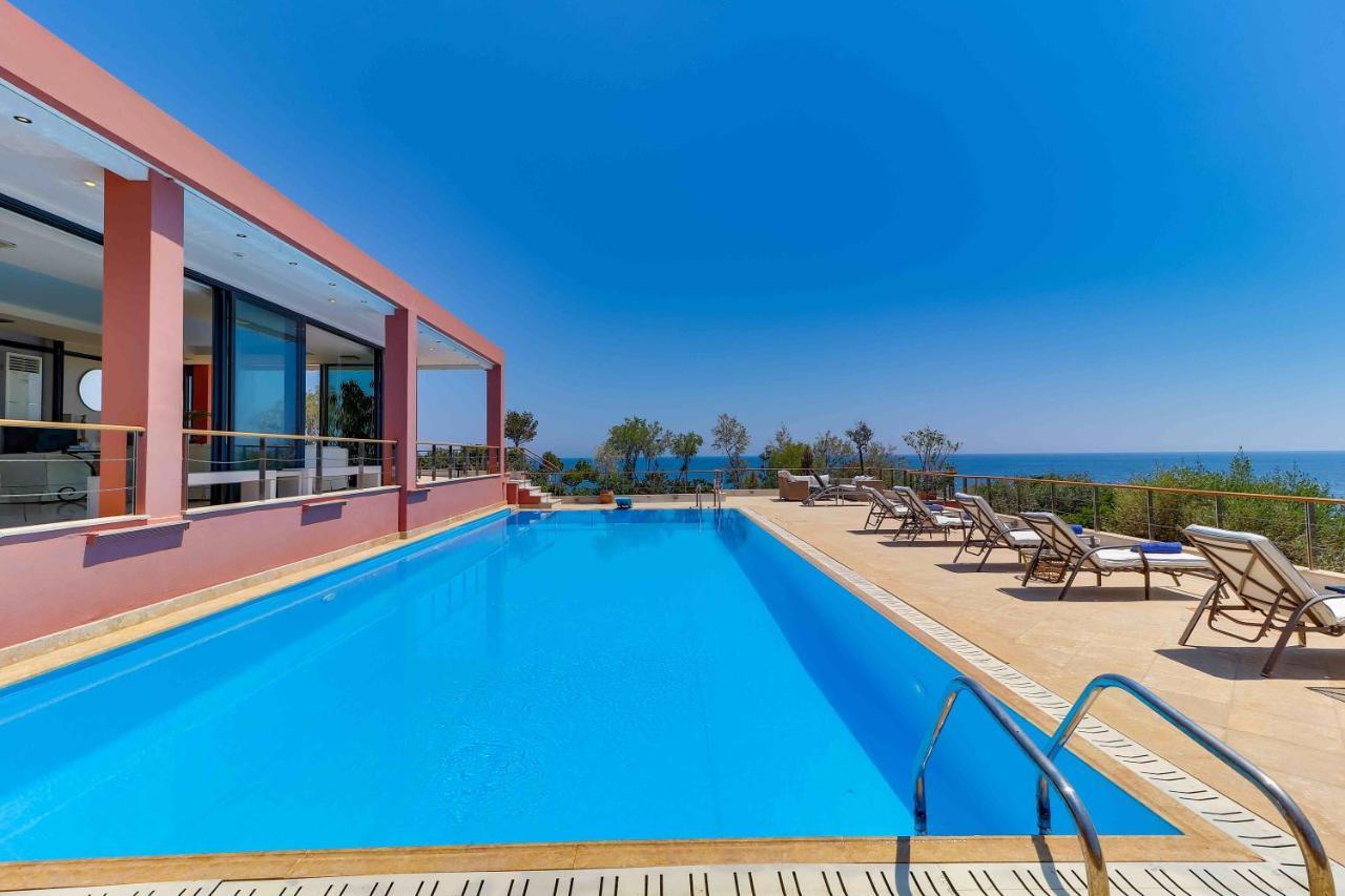 Black Diamond Beachfront Pool Villa Pasithea In Sounio, Athens Sounion Exterior foto
