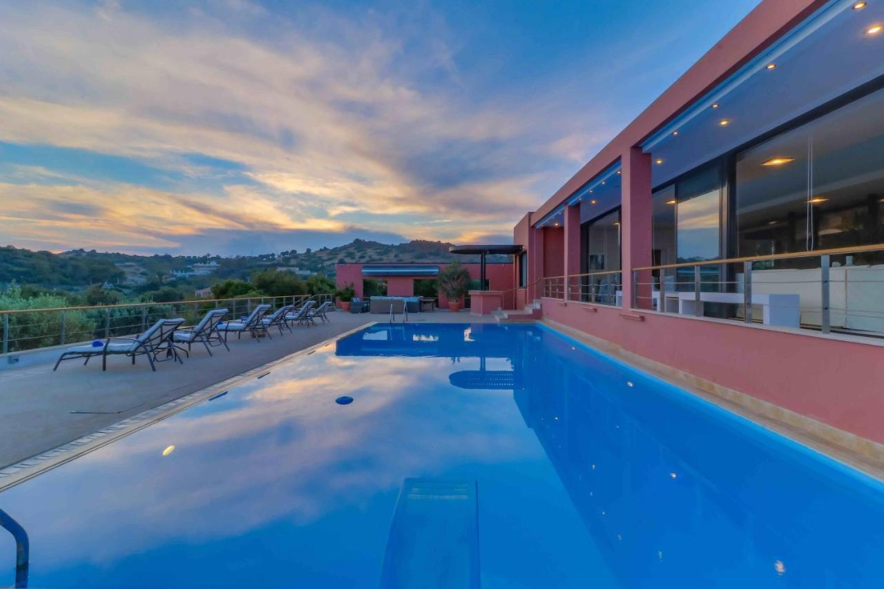 Black Diamond Beachfront Pool Villa Pasithea In Sounio, Athens Sounion Exterior foto